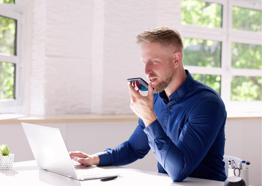 Cómo optimizar tu negocio para búsquedas de voz "cerca de mí" y dominar el SEO local